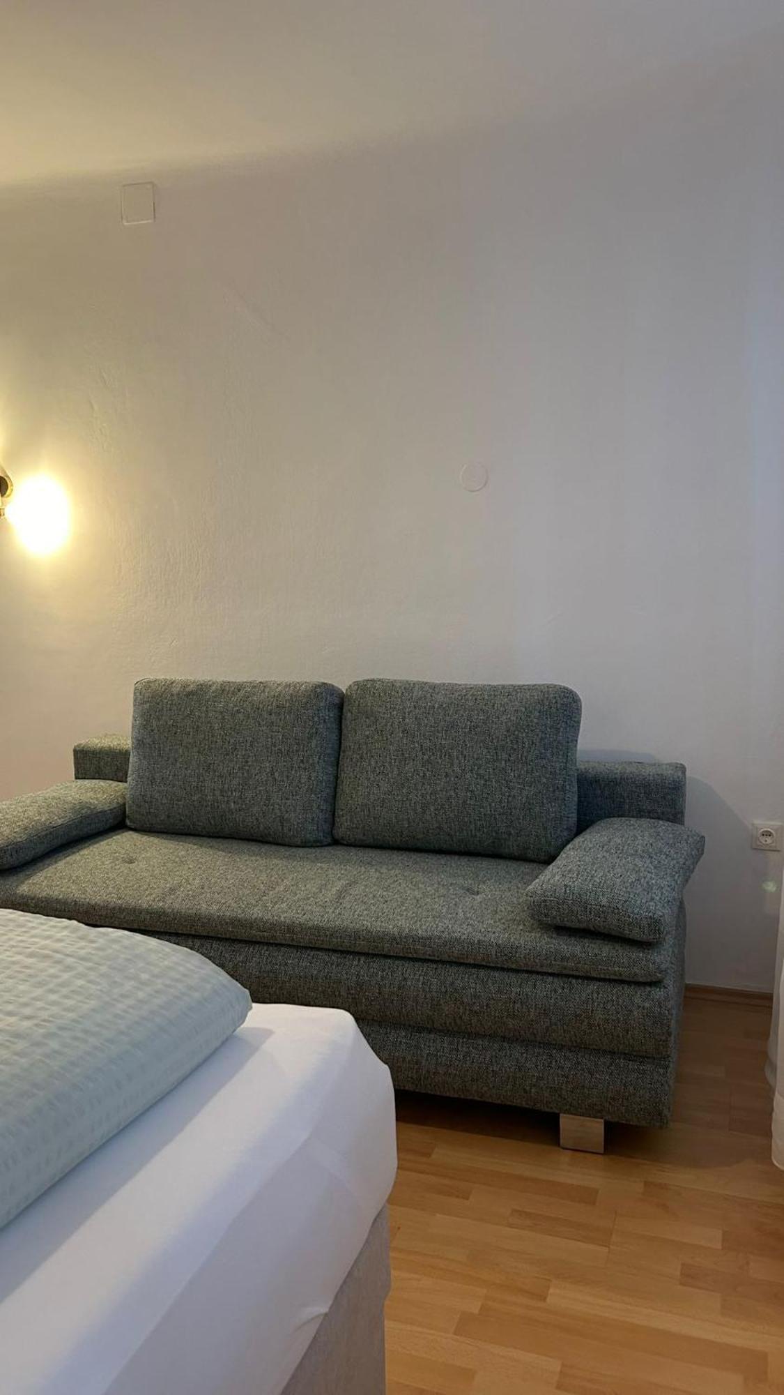 Haus Crisan Apartment *